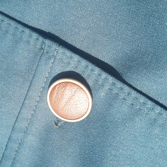 Blazer - Picture 13 of 13